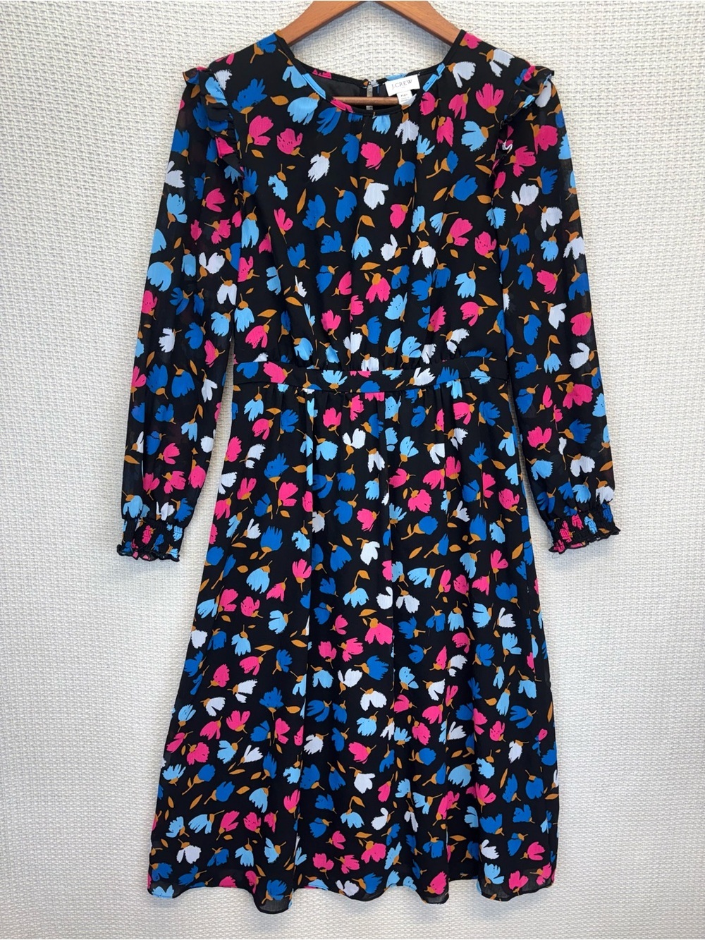 J CREW Women’s 6P Crinkle Ruffle Tiered Midi Dress Black Colorful Floral Cottage